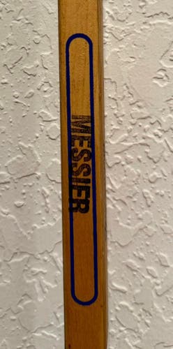 Mark Messier Louisville TPS Pro Player Left Hand Hockey Stick Mid Pattern Stiff Flex Pro Stock (New