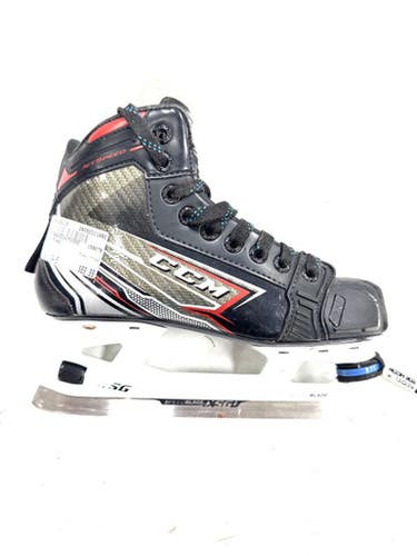 Used CCM FT460 Junior Goalie Skate Junior 04.5 11860-S000308135