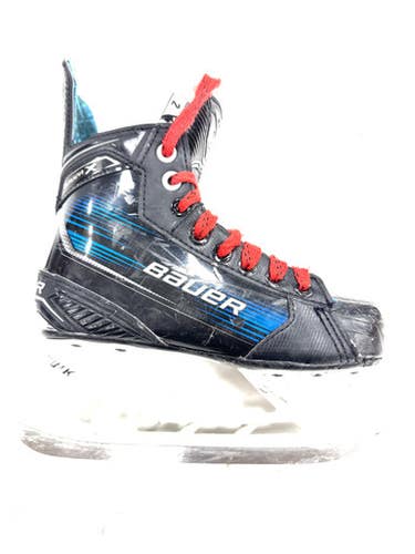 Used Bauer X Junior Hockey Skate Junior 02 11860-S000308262