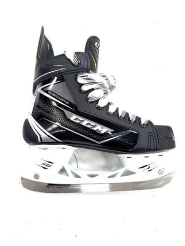 Used CCM RIBCORE 74K Junior Hockey Skate Junior 03 11860-S000308265