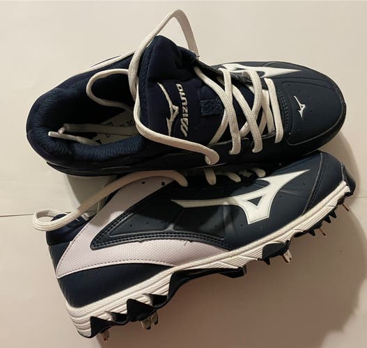 Mizuno cleats softball- 9-Spike Swift 4- Blue Size W7- Metal (New)