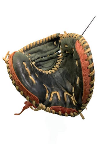 Used 44 PRO SIGNATURE SERIES 44 PRO BB/SB Catchers RH Throw Red 33" 11347-S000268916