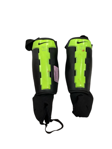 Used Nike Soccer Shin Guards Adult Black LG 11613-S000182213