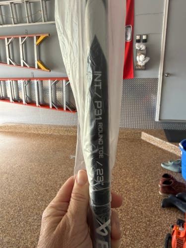 Senior Bauer Vapor Flylite Full Right Goalie Stick 23" Paddle (New)