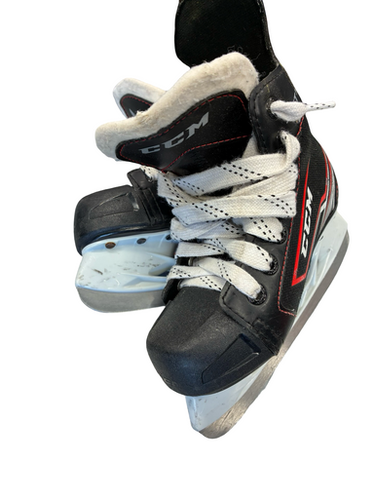 Used CCM FT 340 Youth Hockey Skate Youth 12.0 11682-S000132423
