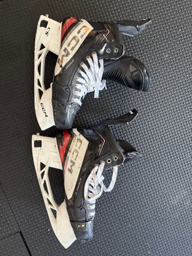 Black/White 2023 CCM JetSpeed FT6 Pro Hockey Skates Extra Wide Width 9 (Used)