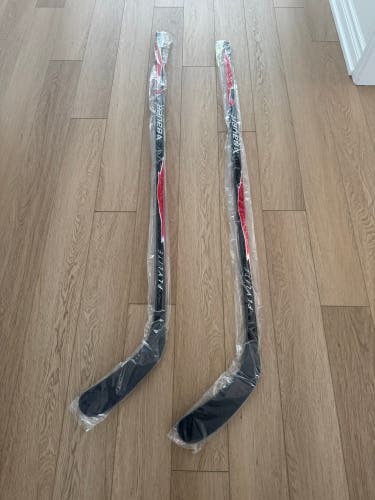Intermediate Bauer Vapor Flylite Left Hand Hockey Stick P92 55 Flex (New)