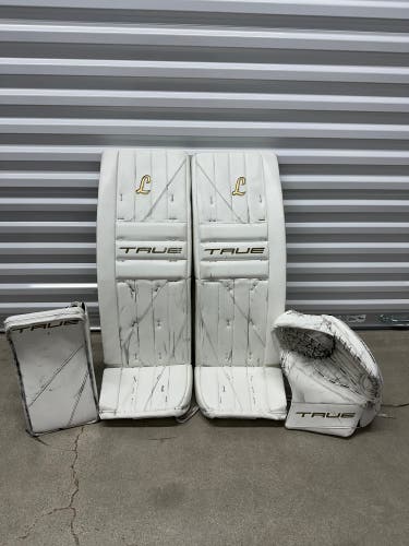 30" True L87 Goalie Leg Pads (Used)
