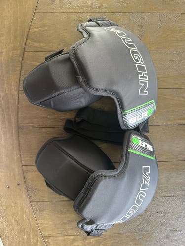 Vaughn SLR2 Knee Pads Intermediate (New)