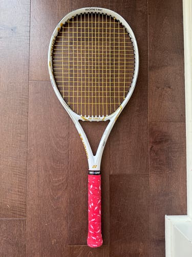 Naomi Osaka Limited Edition Yonex EZONE 98 white gold tennis racquet