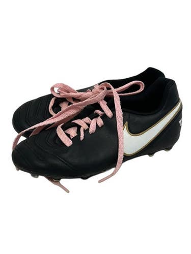 Used Nike TIEMPO Soccer Cleats Black Junior 02 11692-S000150765
