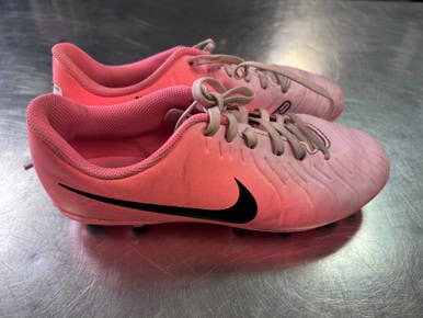 Used Nike Soccer Cleats Pink Youth 06.0 11868-S000069163