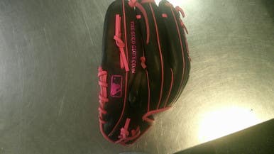 Used Rawlings R9 BB/SB Glove RH Throw Black 11 1/2" 11868-S000069169