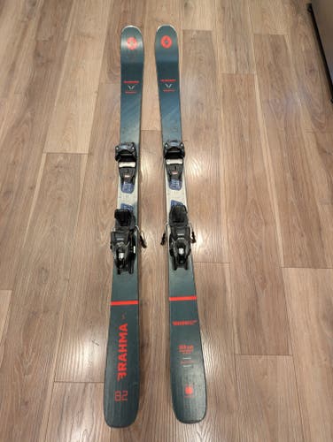 159 cm Blizzard  Brahma 82 Skis With Bindings Max