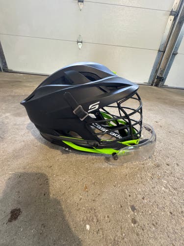 True Lacrosse Cascade S Helmet (Used)