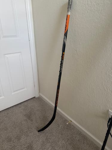 Junior Bauer Nexus Geo Left Hand Hockey Stick P28 40 Flex (Used)
