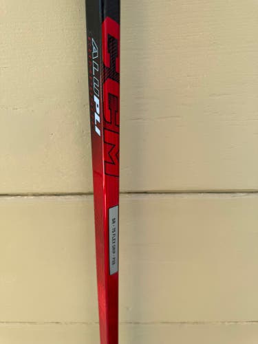 Senior CCM JetSpeed FT8 Pro Left Hand Hockey Stick P28 75 Flex (New)