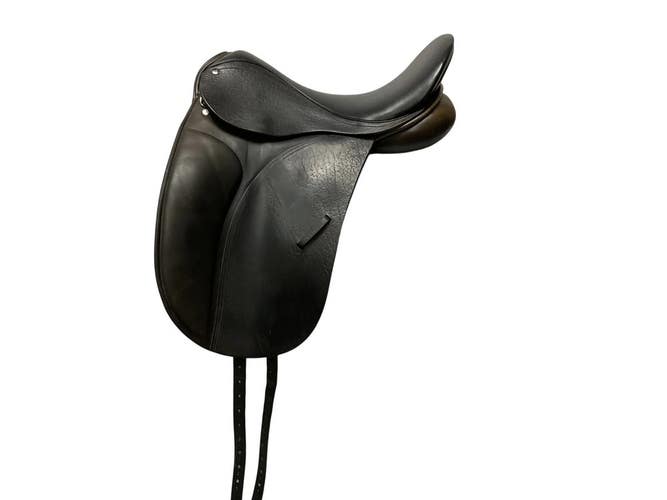 County Saddlery Connection Dressage Saddle 17.5 M