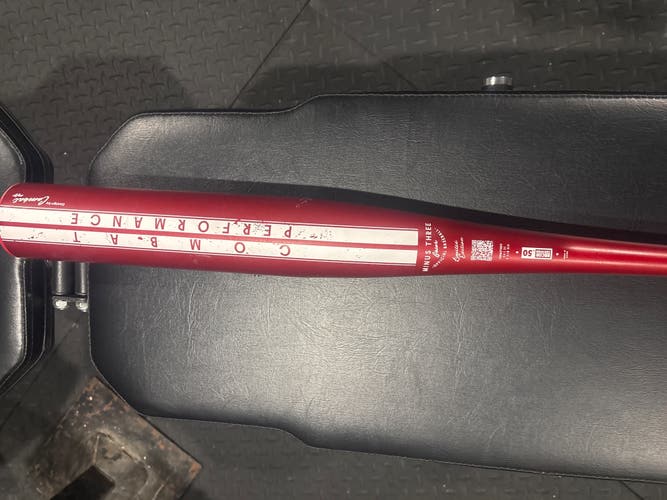 2026 Combat MFG Spec A1 Alloy BBCOR Certified Bat (-3) 31 oz 34" (Used)