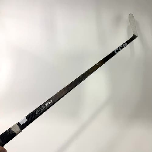 Used Left Black CCM Jetspeed FT8 Pro | 70 Flex P28 Curve Grip | AB998
