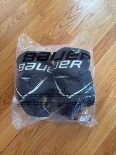 Bauer Vapor Flypro Gloves 14" (New)
