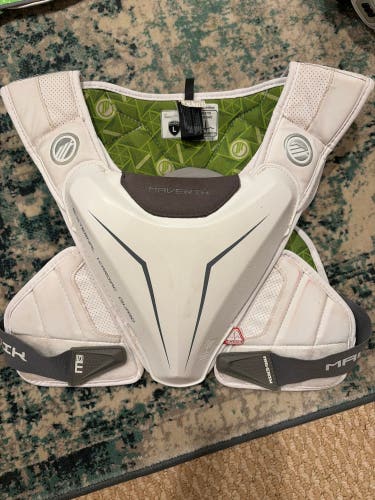 Large Adult Maverik MAX EKG Shoulder Pads (Used)