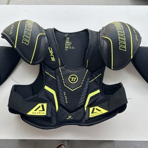 Small Senior Warrior Alpha DX5 Shoulder Pads (Used)