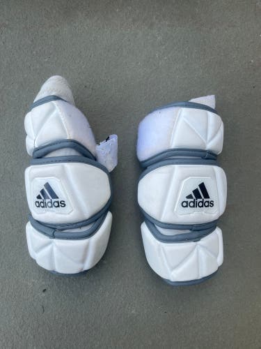 Large Adult Adidas Freak Arm Pads (Used)