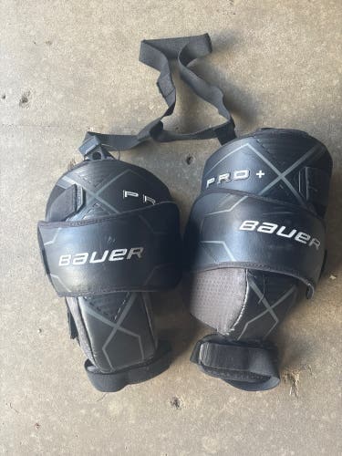 Bauer Pro+ Senior Knee Pads