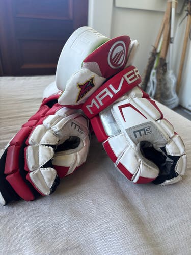 Calvert Hall Maverik M5 Lacrosse Gloves (game worn)