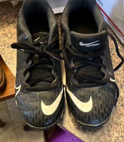 Black Kid's 2.5Y (Big Kids / Youth) Nike Hyperdiamond 4 Elite Low Top Molded Cleats (Used)