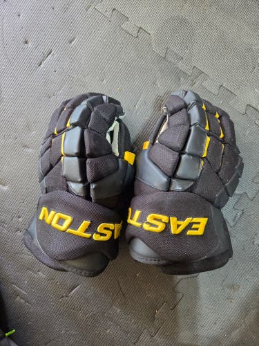 Easton Gloves 14"