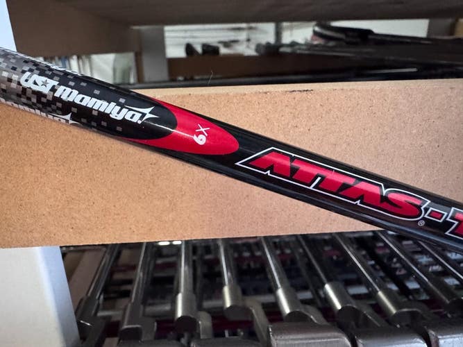 UST Mamiya Attas T-2 6X 43.5" Driver Shaft for Titleist TSR GT 0802