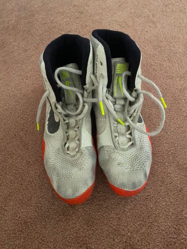Nike (Used)