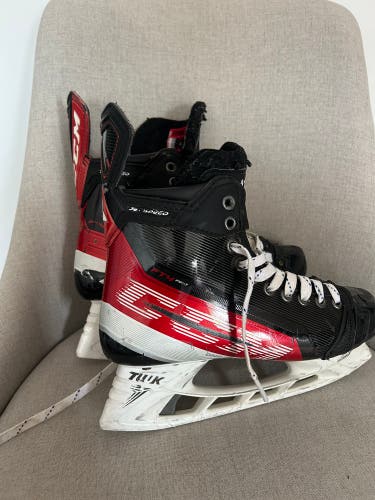 2021 CCM JetSpeed FT4 Pro Hockey Skates Regular Width 8 (Used)
