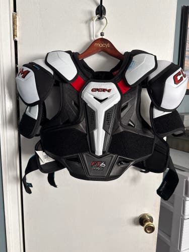 Large Senior CCM JetSpeed FT6 Pro Shoulder Pads (Used)
