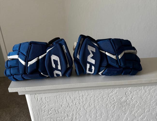 CCM JetSpeed FT6 Gloves 14" (Used)