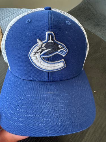Vancouver Canucks 47 Hat