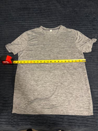 Gray Medium Men's Shirt (Used)