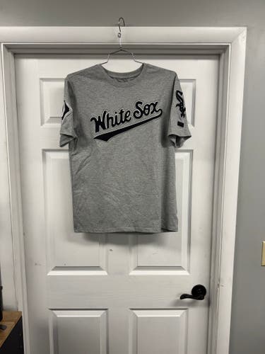Gray Large Adult Unisex Shirt (New)