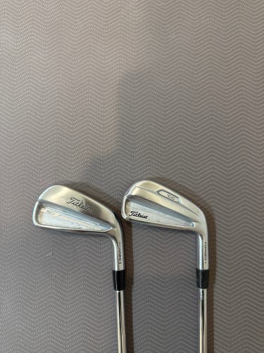 Men's 2021 Titleist T100 Right Handed Iron Set Extra Stiff Flex (Used)