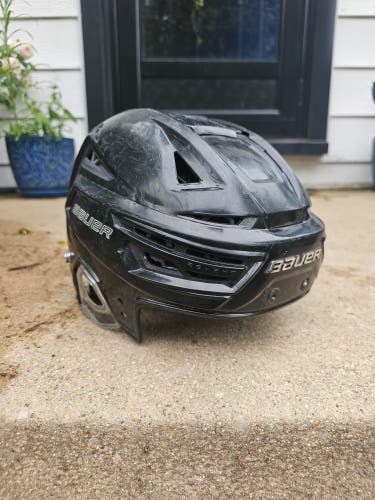 Medium Bauer RE-AKT 3D Helmet (Used)