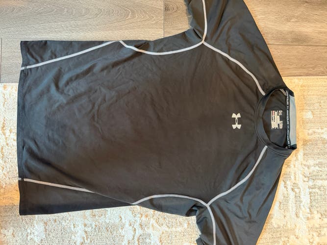 Black XL Men's Under Armour Shirt (New)