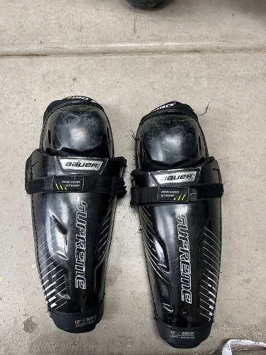 Intermediate Bauer Supreme S190 12" Shin Pads (Used)