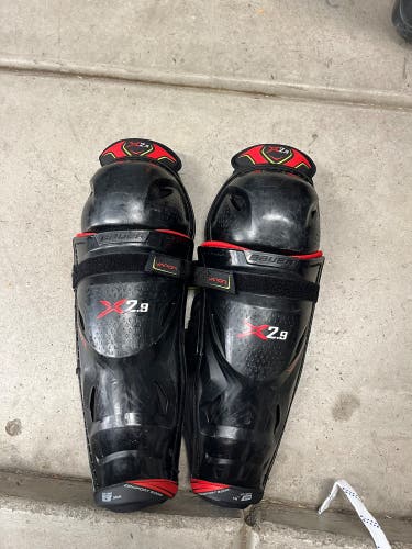 Senior Bauer Vapor X2.9 14" Shin Pads (Used)