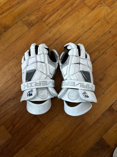 Maverik M5 Lacrosse Gloves (Used)