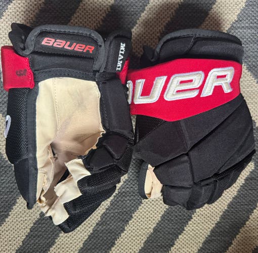 Bauer Vapor Hyperlite Gloves 13" Pro Stock (Basically Brand New)