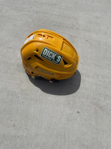 Large Bauer Re-Akt 150 Helmet Pro Stock (Used)