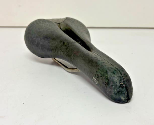 Terry Fly Buzz Off Women's Cutaway Women's Titanium Rail Bike Saddle Seat GREAT