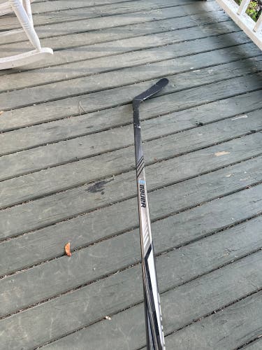 Intermediate Bauer Vapor Flylite Right Handed Hockey Stick P14 55 Flex (Used)